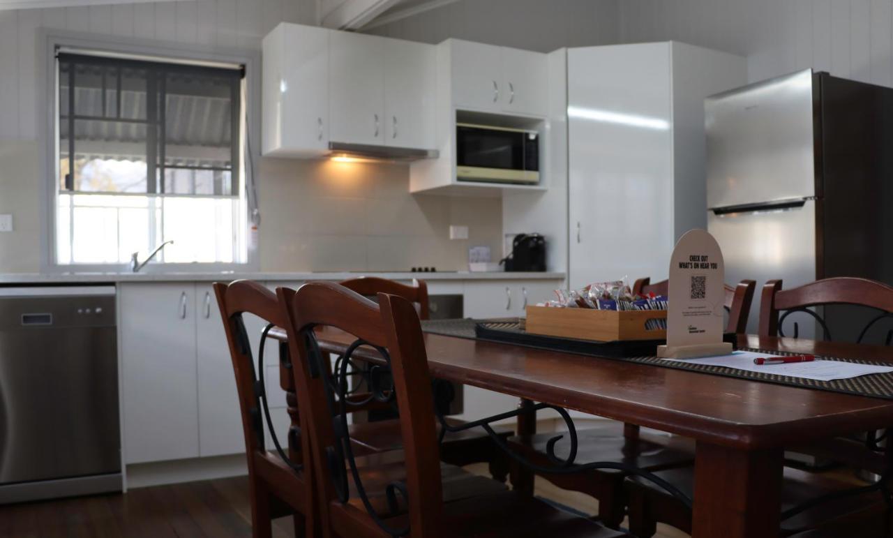 Apple Blossom Cottages Станторп Экстерьер фото