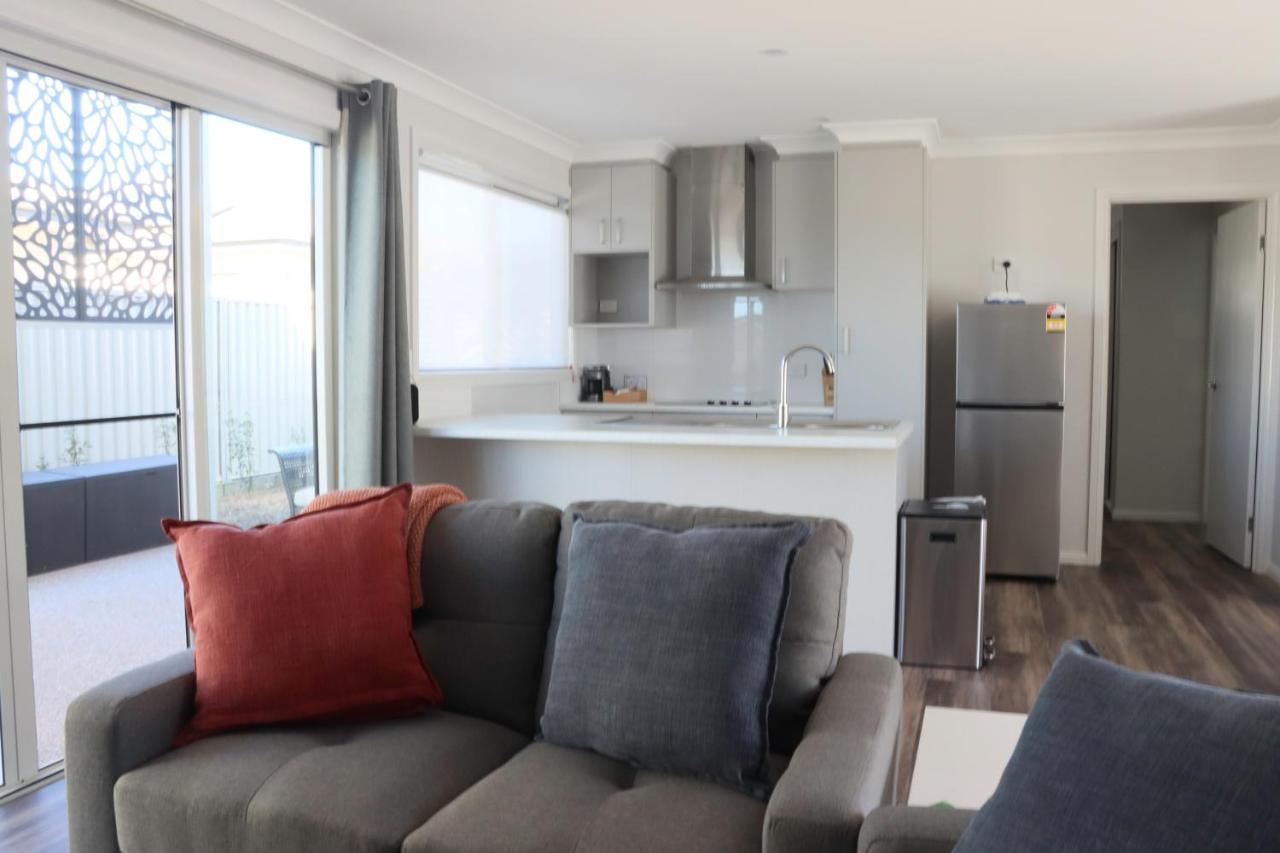 Apple Blossom Cottages Станторп Экстерьер фото