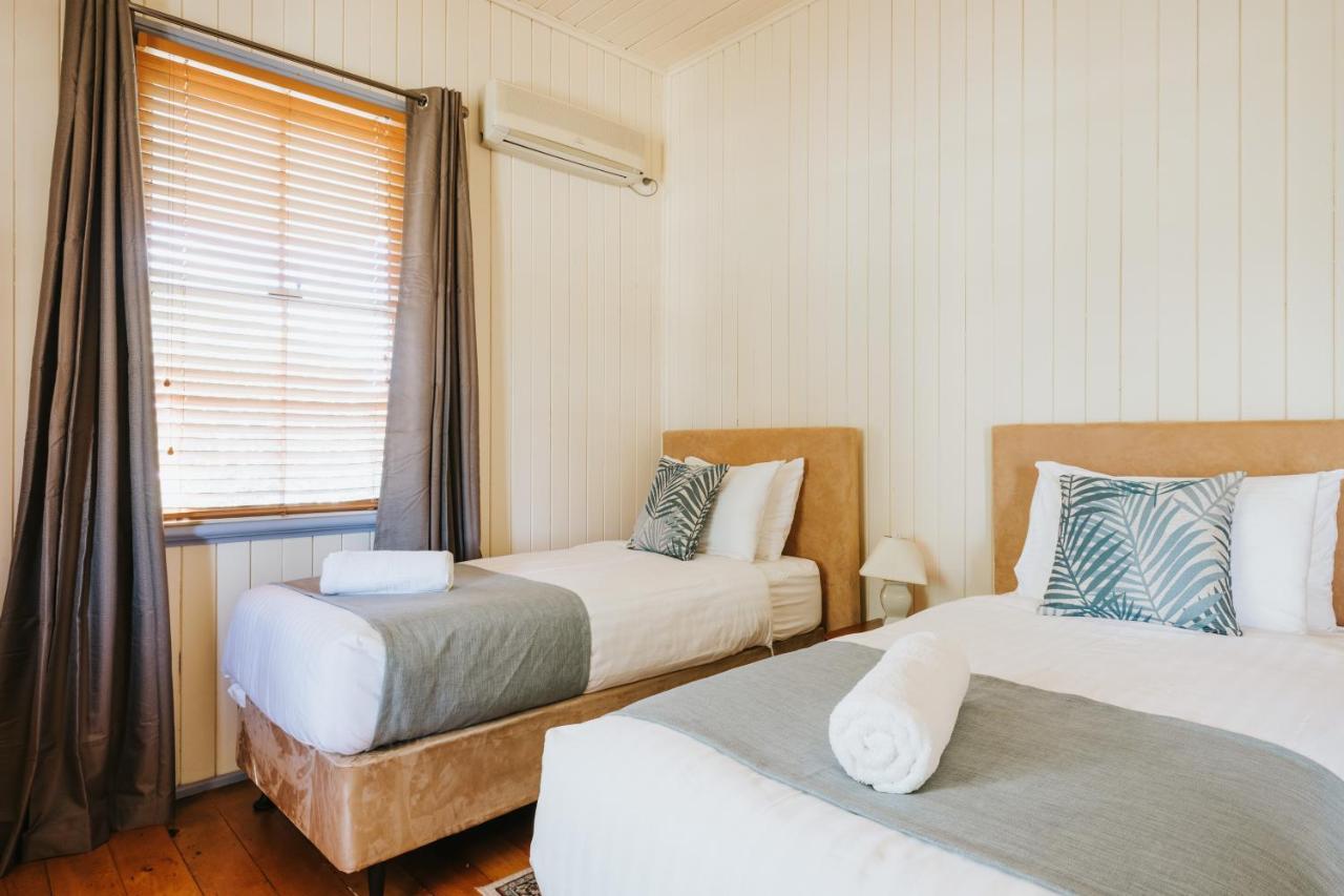 Apple Blossom Cottages Станторп Экстерьер фото