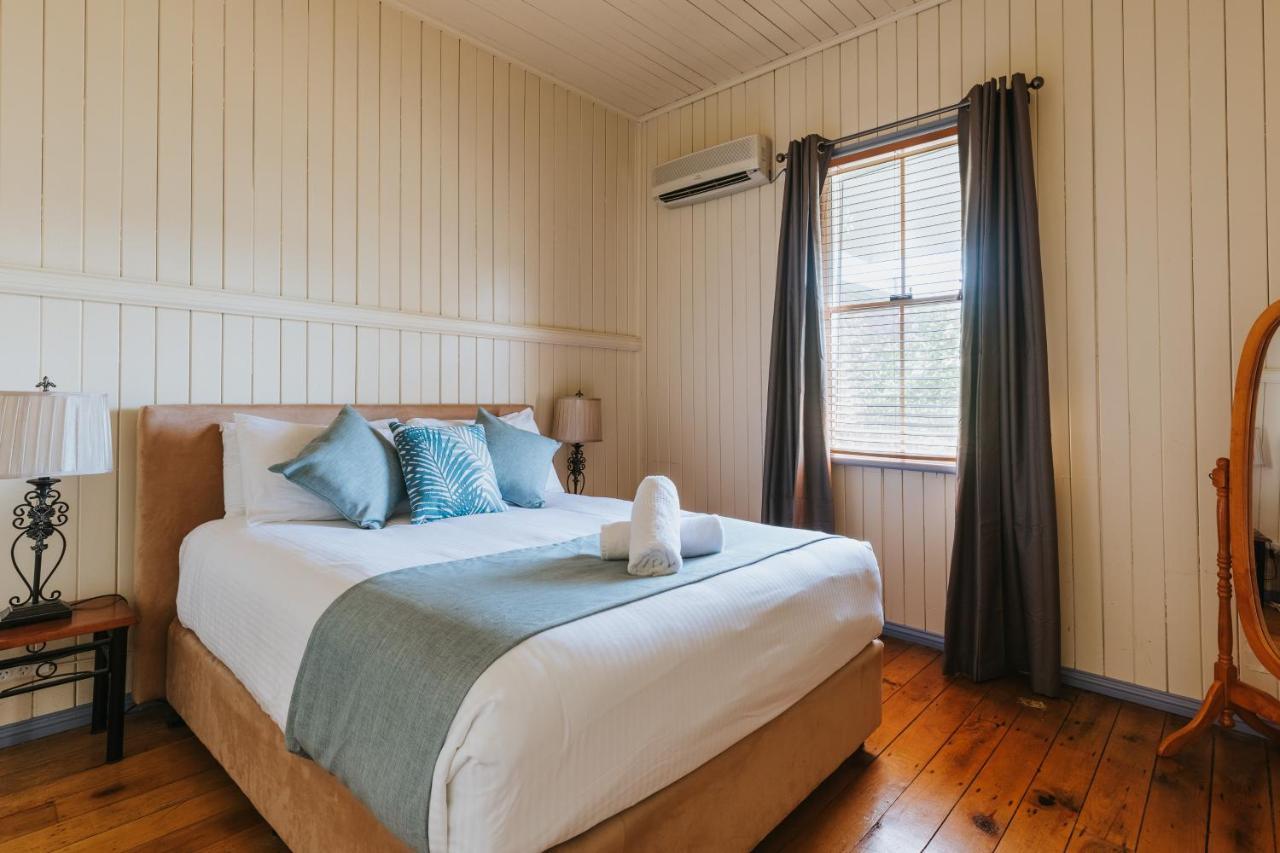 Apple Blossom Cottages Станторп Экстерьер фото